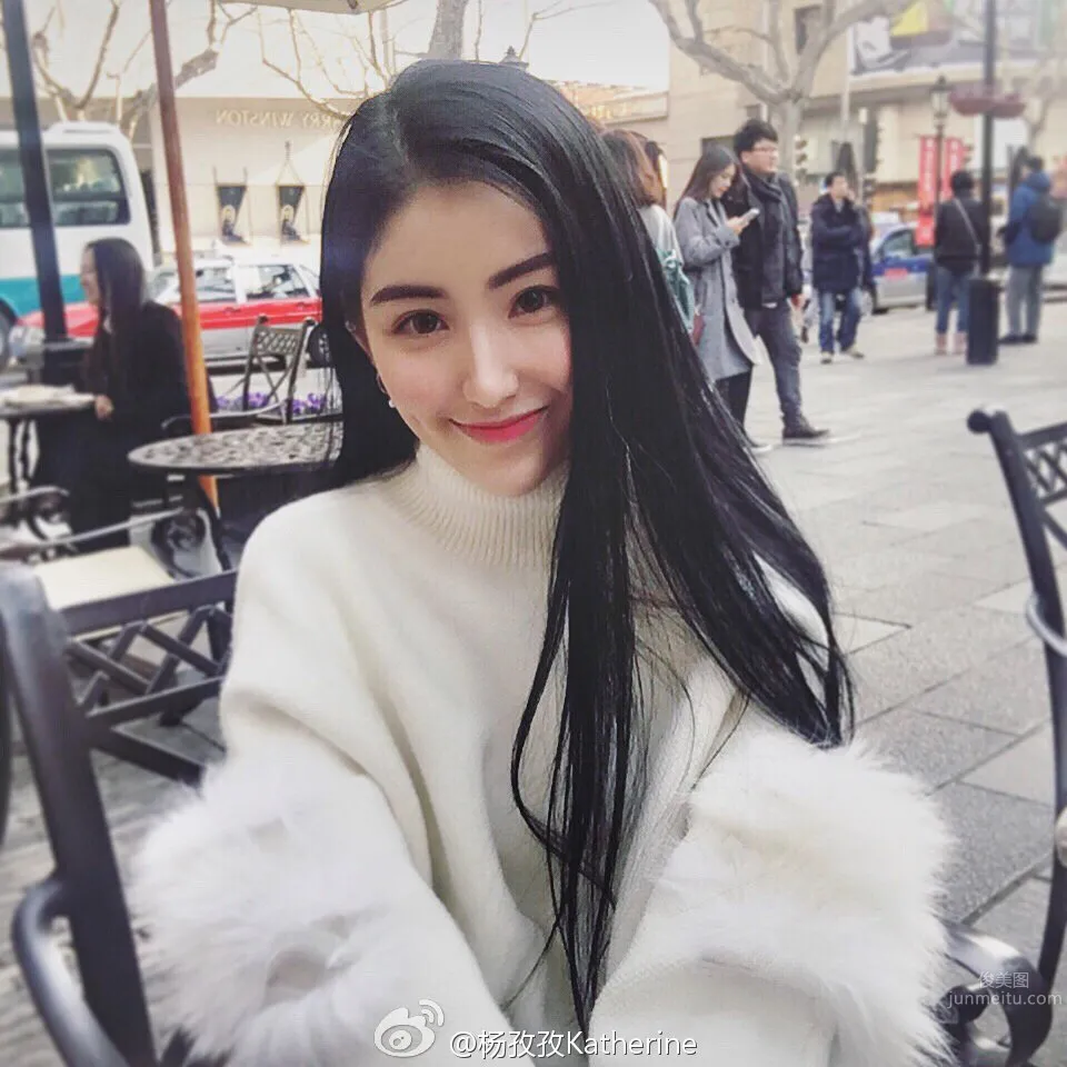 楊甜甜- 氣質甜姐兒私房美圖 16