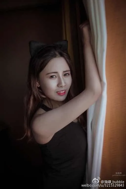 菏绿Bubble- 微博唯美系私房写真_12