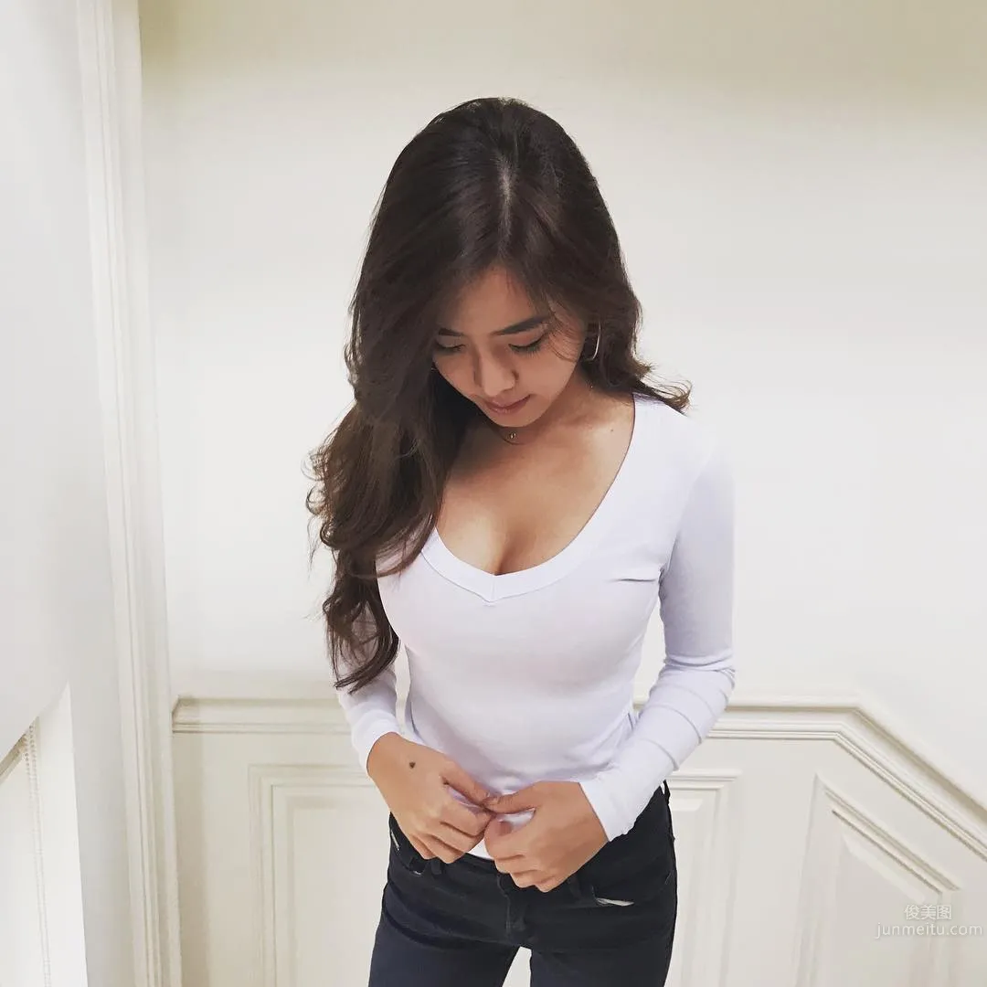 Stephanie Teh- PTT表特版推爆高顔值老闆娘 19