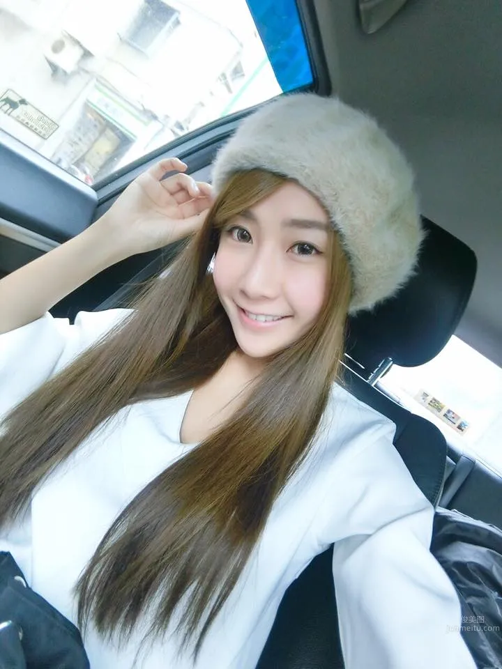 Irene小頭(餘晨瑀)- 甜美少女比基尼私房照 21