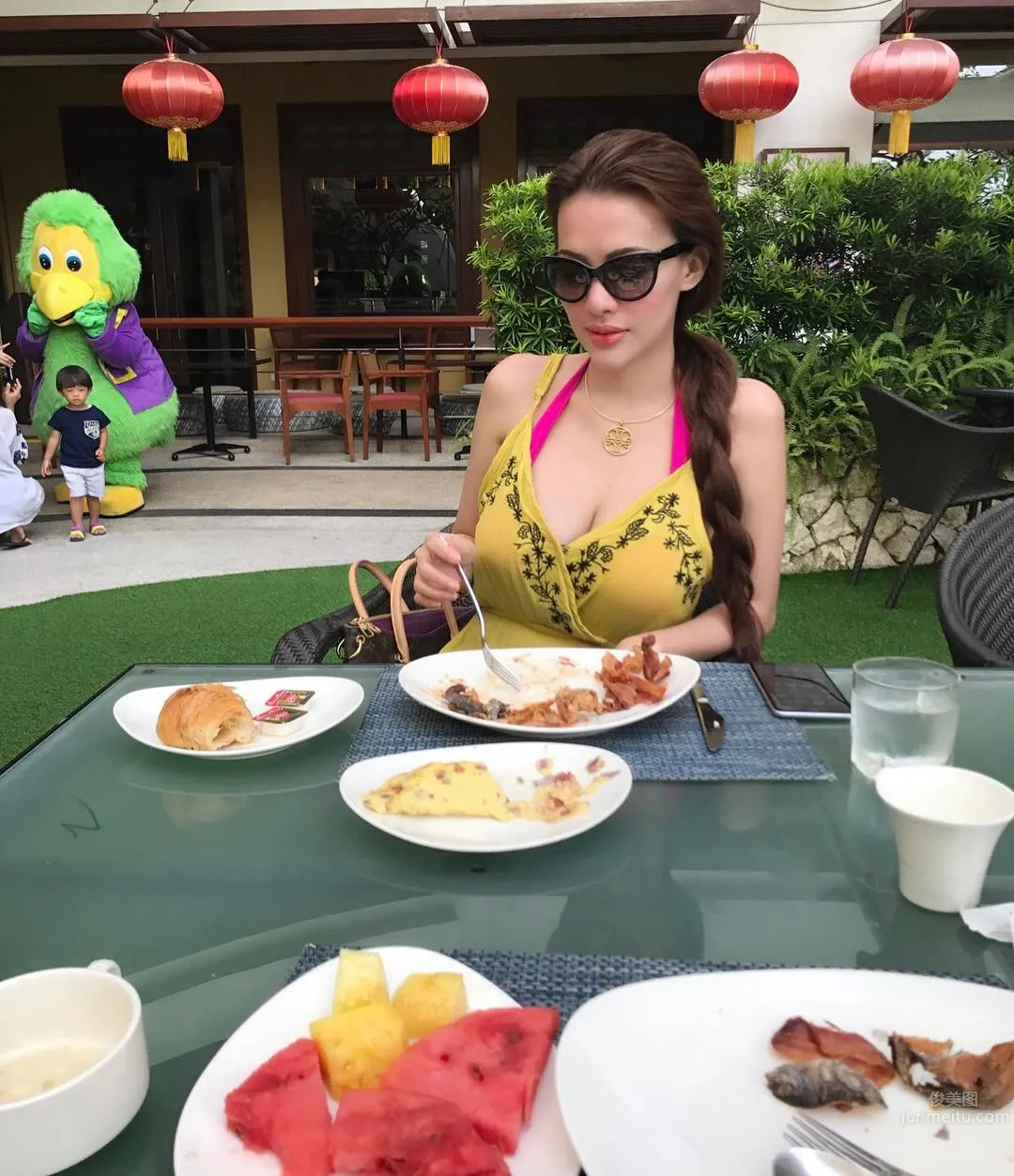 Sunshine Guimary- 菲律賓禦姐簡直Holy蟹 50