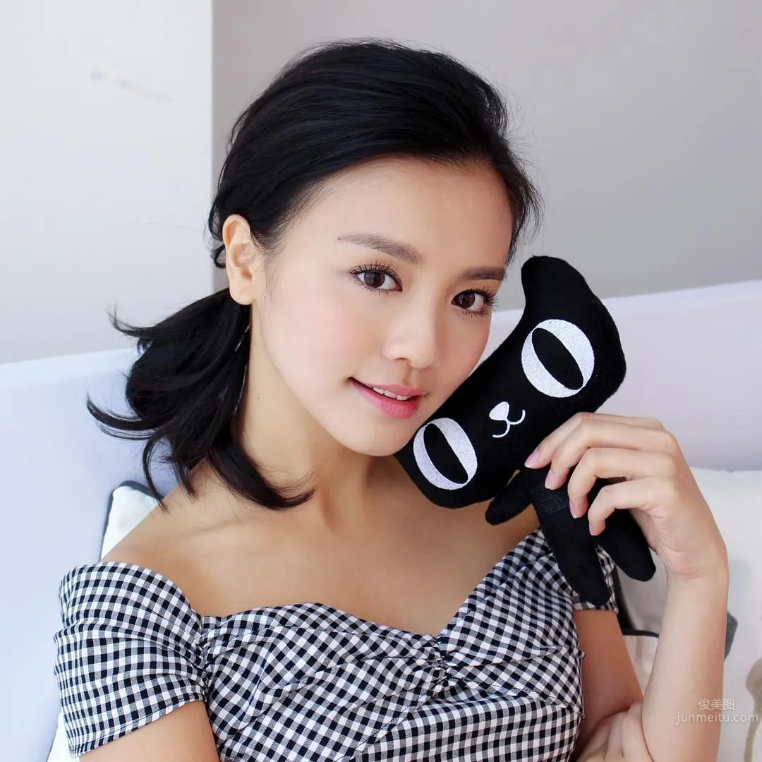 黎紀君Christy Lai- 運動型正妹養眼私房照 19