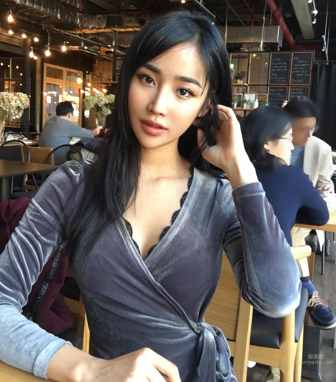 Jess- 超正臉蛋與渾圓美臀 13