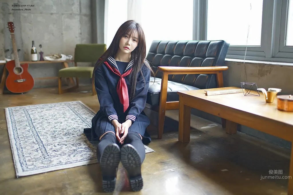 Han Ga Eun- 性感妖娆制服寫真 46