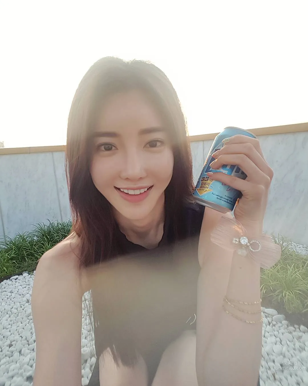 Ban Seo Jin- 南韓超正美腿模特兒 7