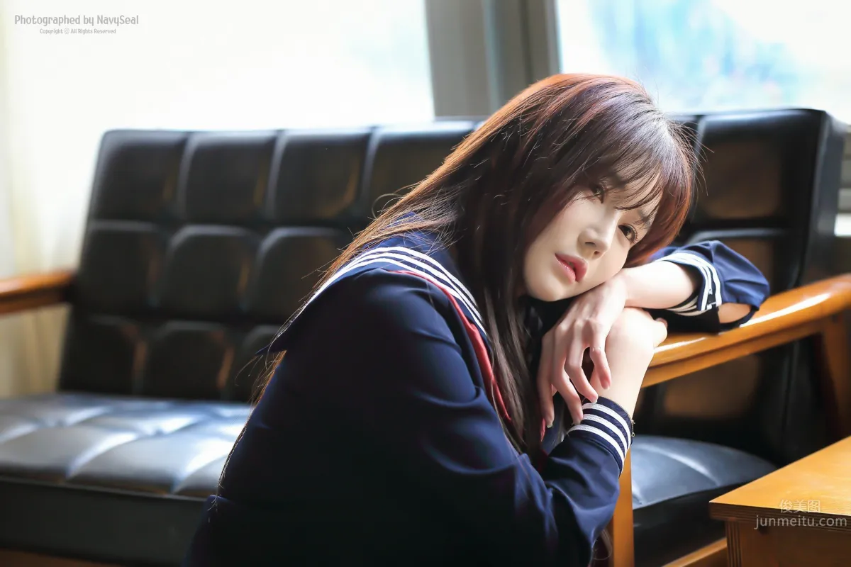 Han Ga Eun- 性感妖娆制服寫真 49