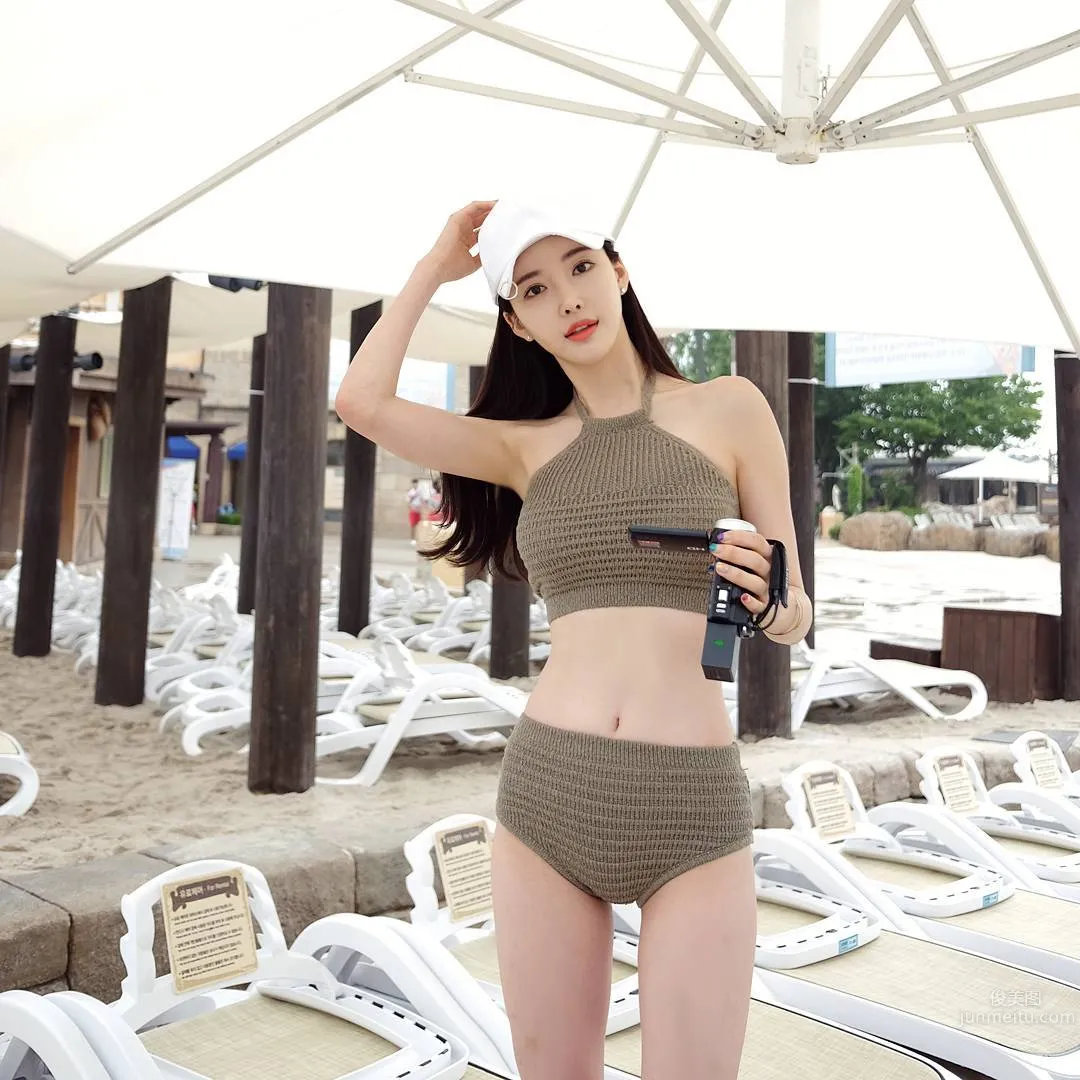Ban Seo Jin- 南韓超正美腿模特兒 17