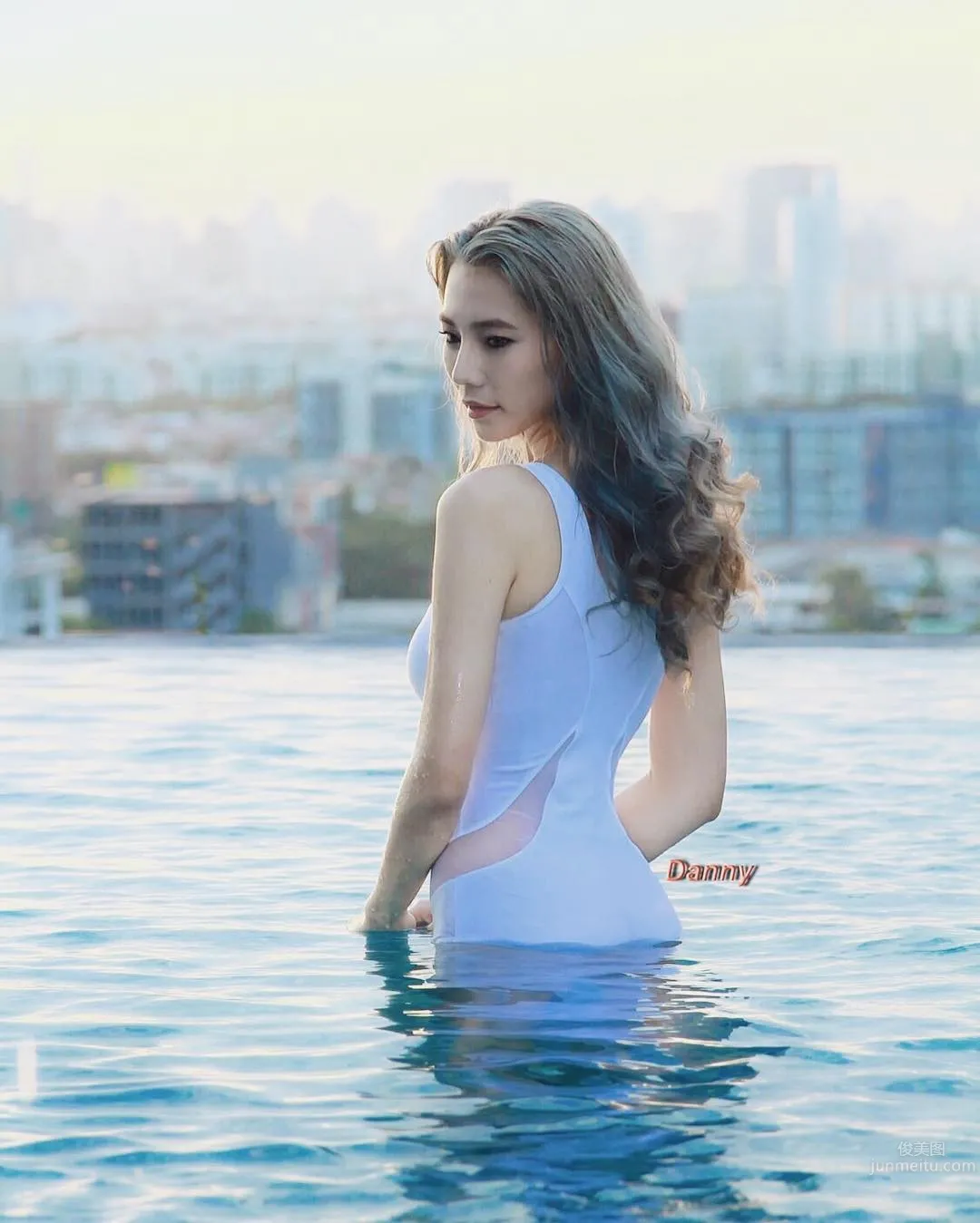 Jinny- 泰国精灵系奶牛妹私房照_15