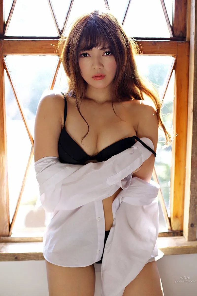 MEGMY- 日本美女理發師引注目 22