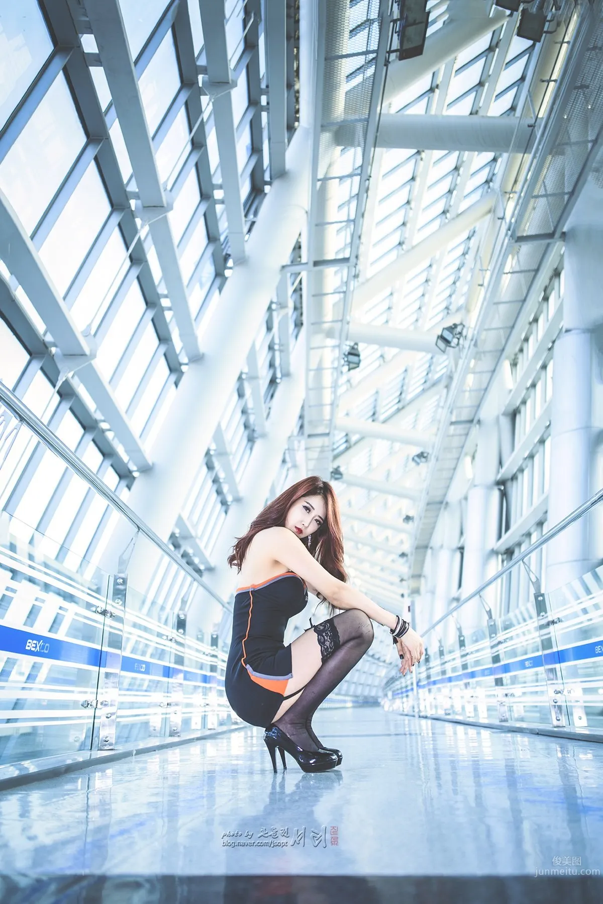 Yu Da Yeon- 韓國性感車模圖集 49