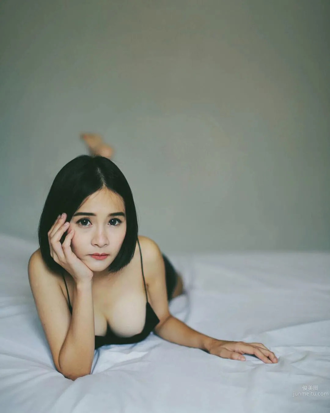 Piyachat Kongkarat- 短发泰国妹身材娇小却饱满_25