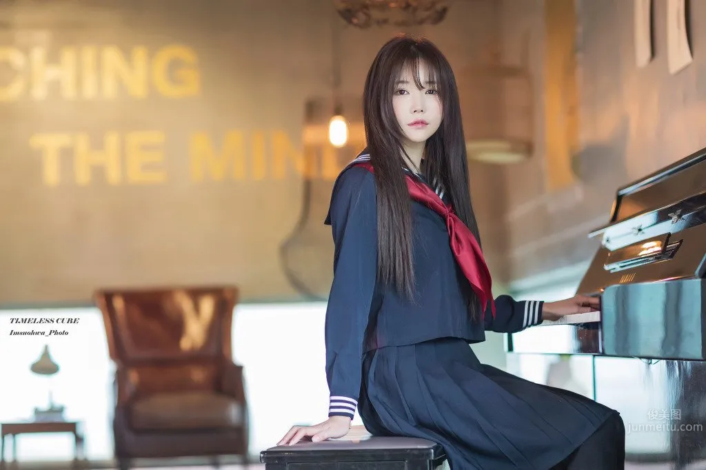 Han Ga Eun- 性感妖娆制服寫真 53