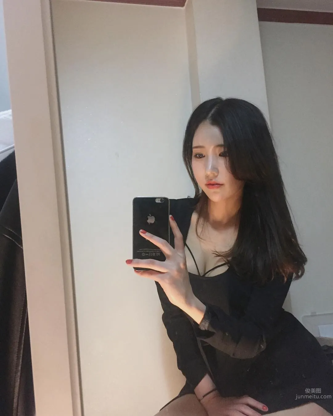 heex.x- 韓國美人優雅自拍照 20