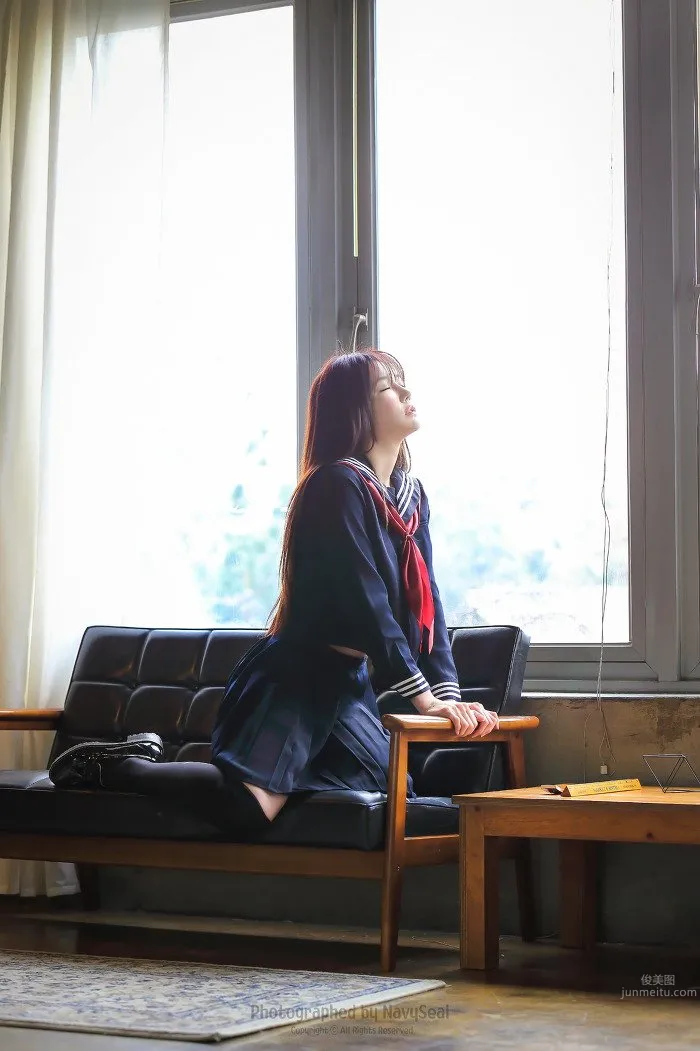 Han Ga Eun- 性感妖娆制服寫真 42