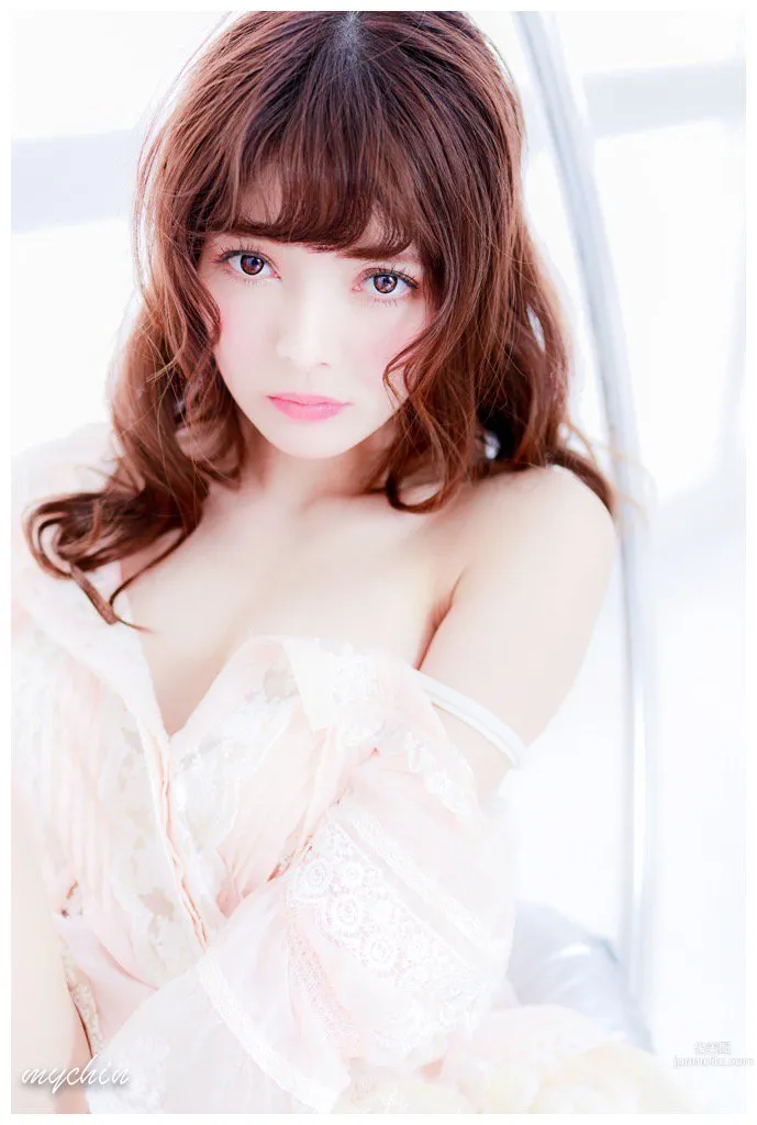 MEGMY- 日本美女理發師引注目 28
