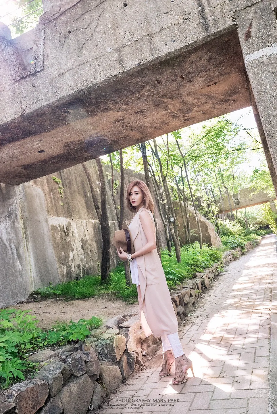 金河律- 韓國美女唯美街拍寫真 31