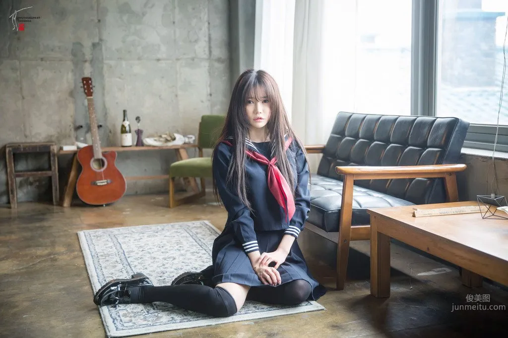 Han Ga Eun- 性感妖娆制服寫真 41