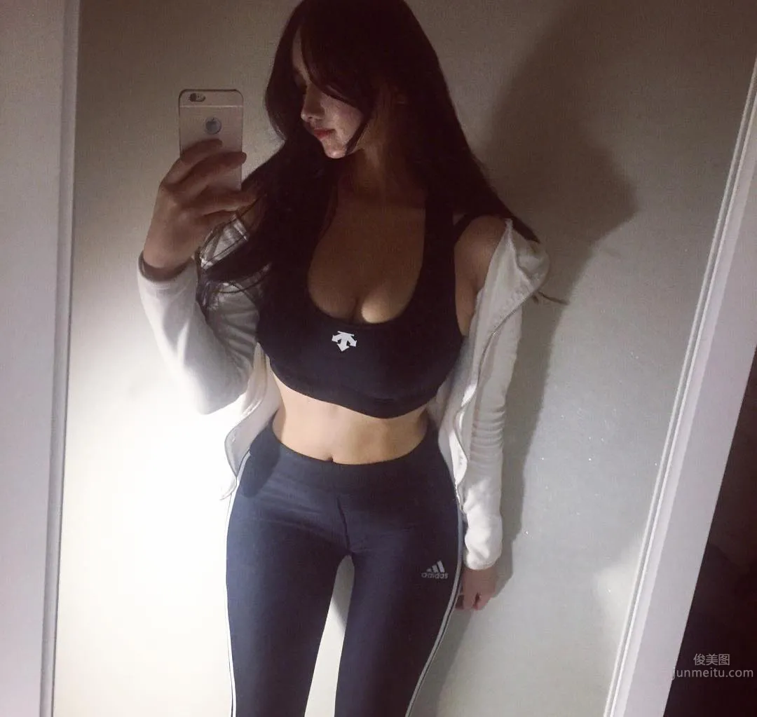 heex.x- 韓國美人優雅自拍照 13
