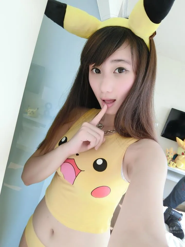 李霖Sarina- 完美身材加上E奶滿足你所有視覺感受 3