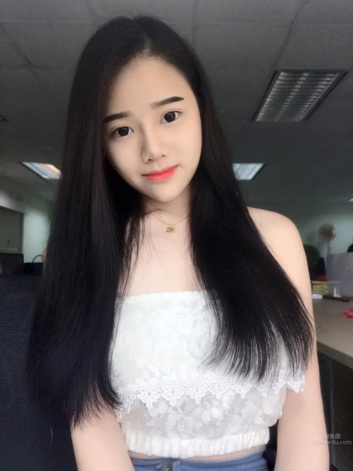 張雪兒- 天菜級大馬美女私房照 18