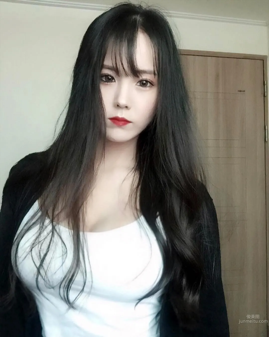 池仁月(지인월)- 萌氣十足的奶牛妹子 22