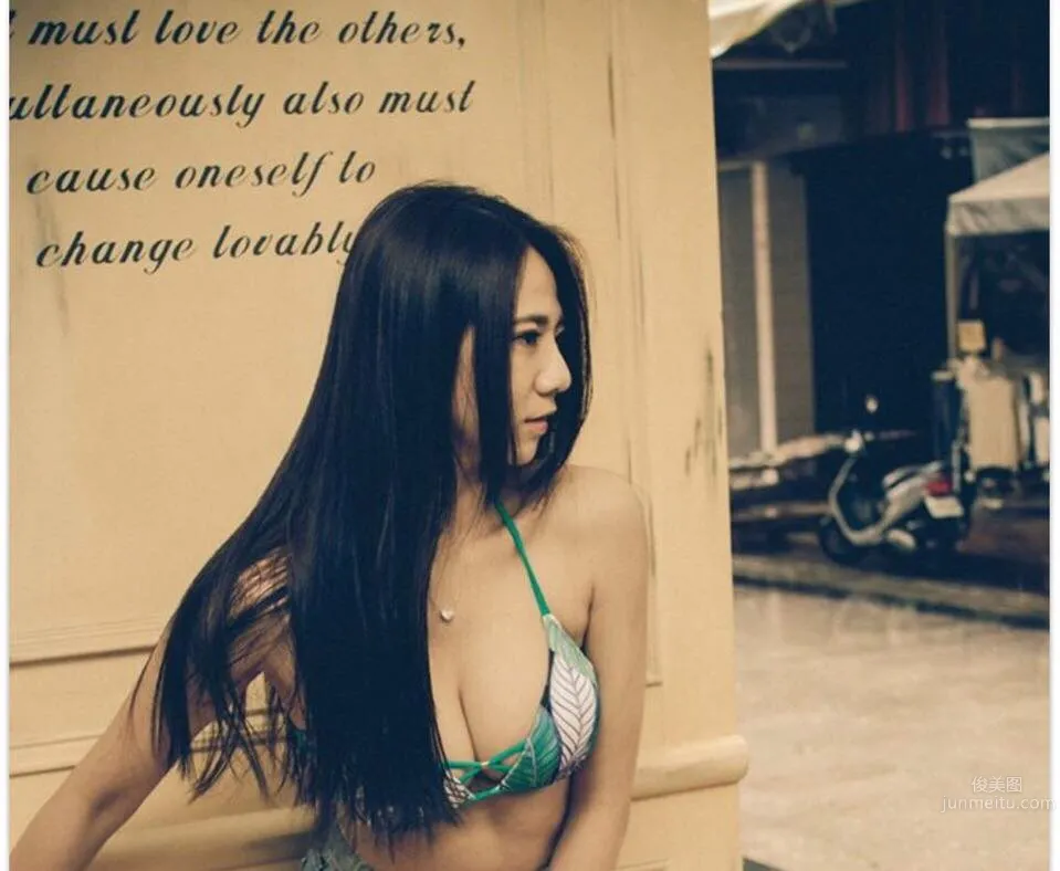 Jasmine茉莉- E杯啤酒促銷正妹私房照 16