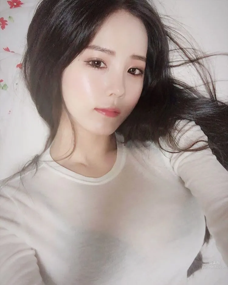 池仁月(지인월)- 萌氣十足的奶牛妹子 5