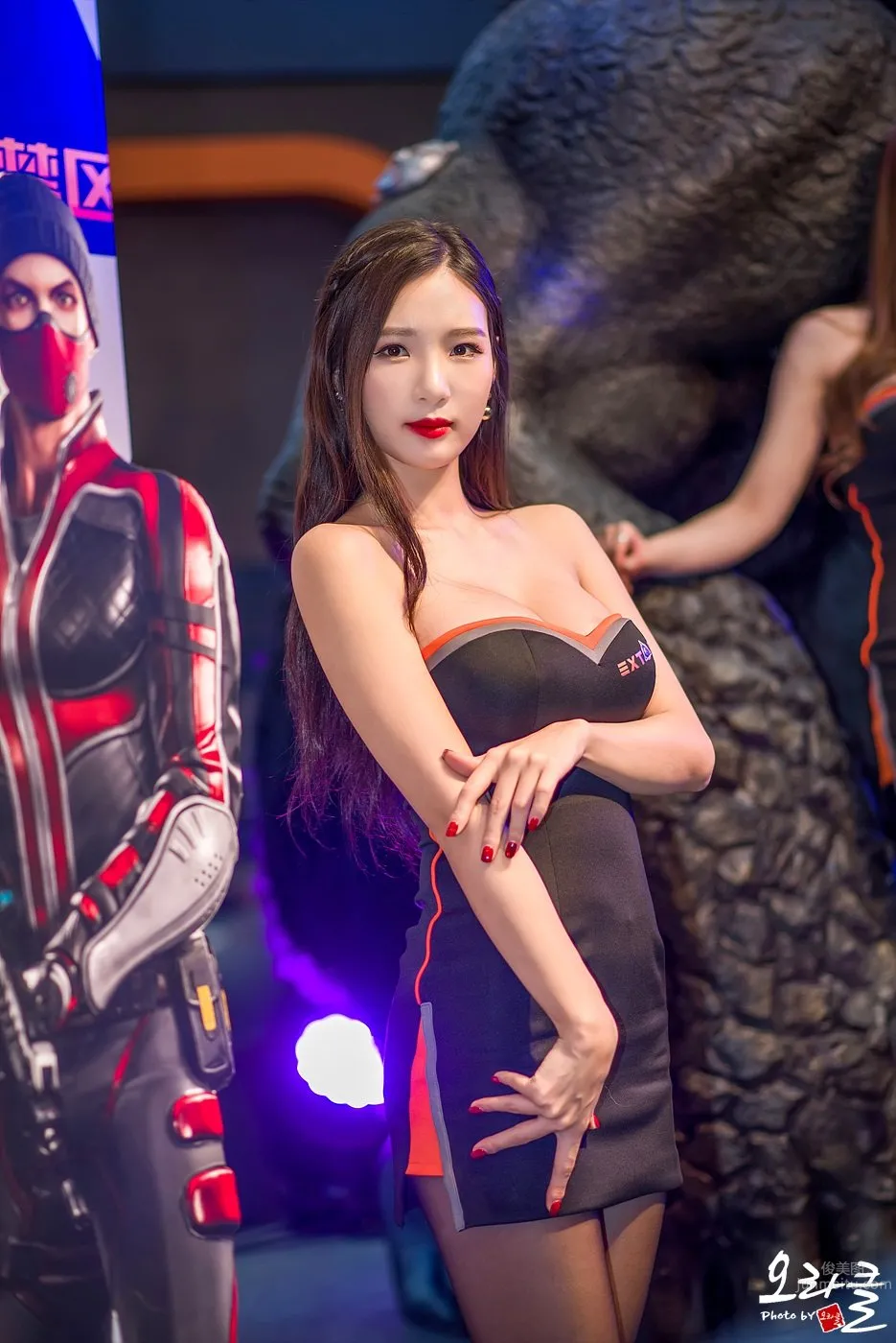 Kim Ji Hee- 韓國大胸美腿showgirl性感寫真 9