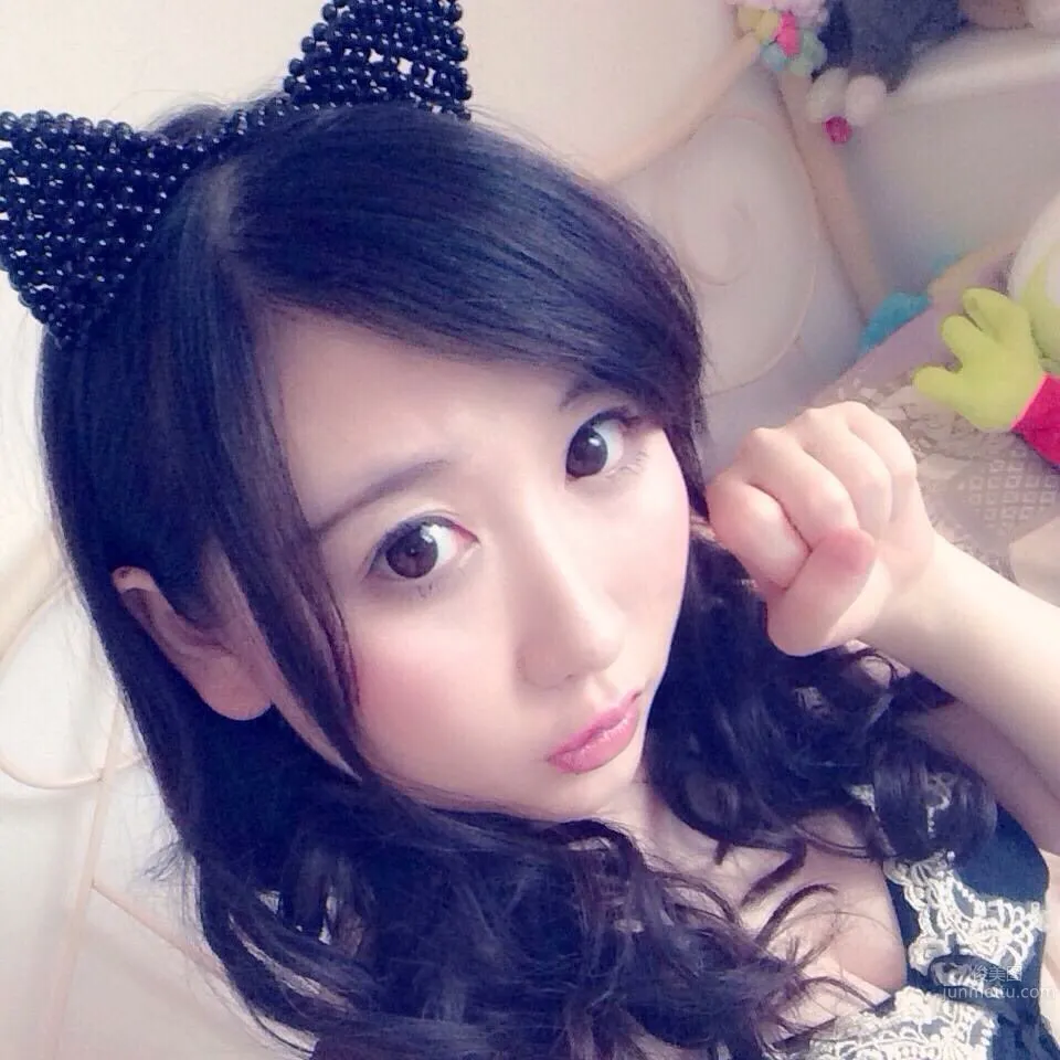 仓咲奈央- 17代超短裙警察女子组合成员_4