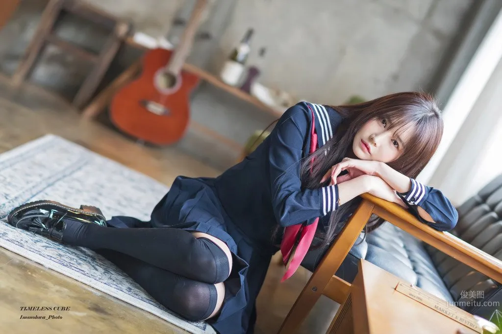 Han Ga Eun- 性感妖娆制服寫真 48