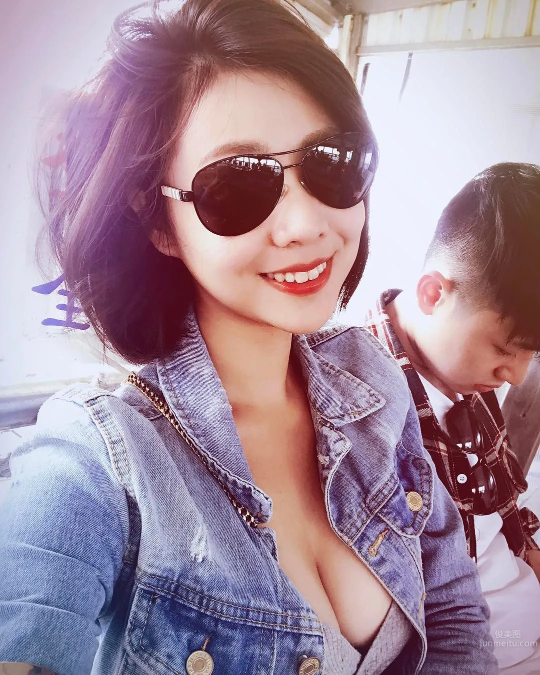 林舒舒- 短發牙套妹子也有好身材 23