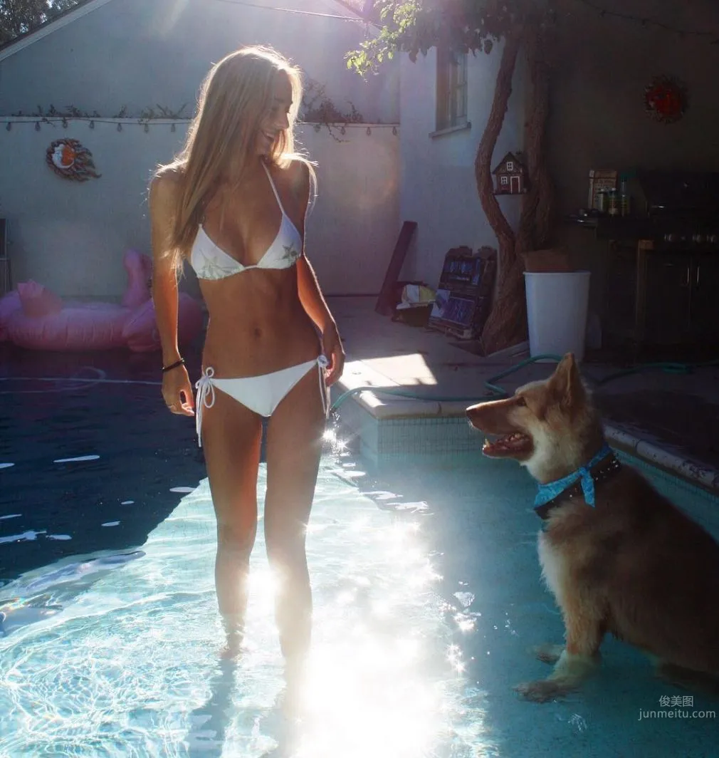 Amber Bernstein- Maxim埃及版雜志封面女郎 5