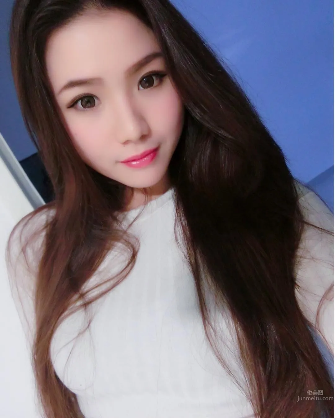 Chia Ying- 長發飄逸空姐私房照 2