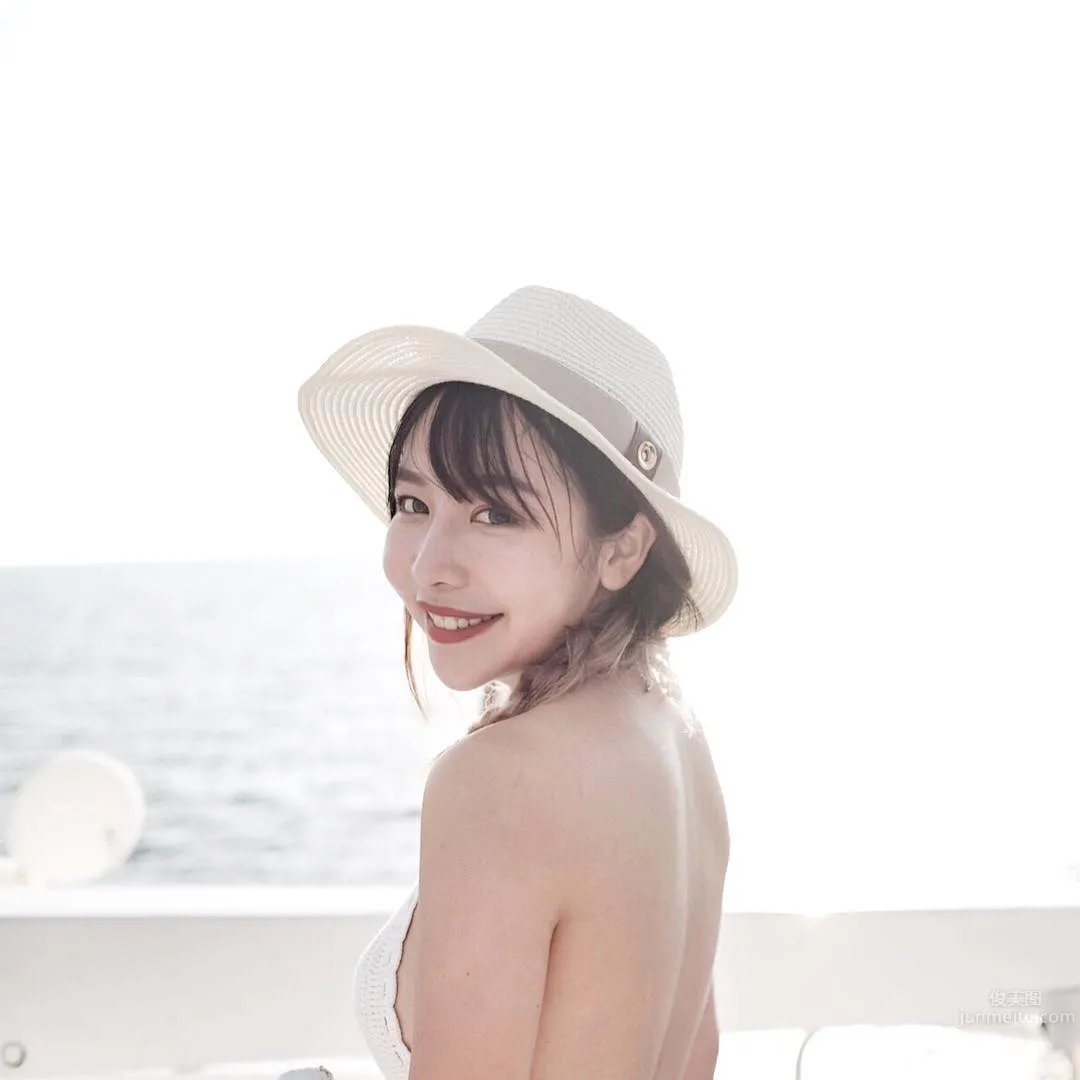 Chenelle Wen- 馬來西亞美妝達人私房照 8