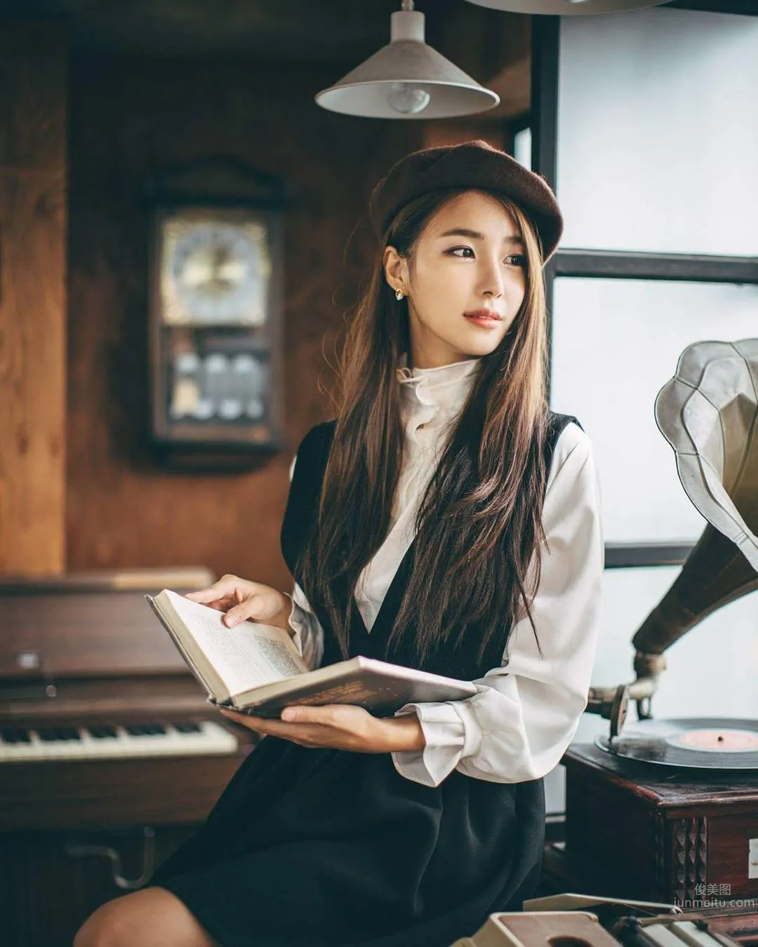임지우- 韩国人气举牌女郎美图_12