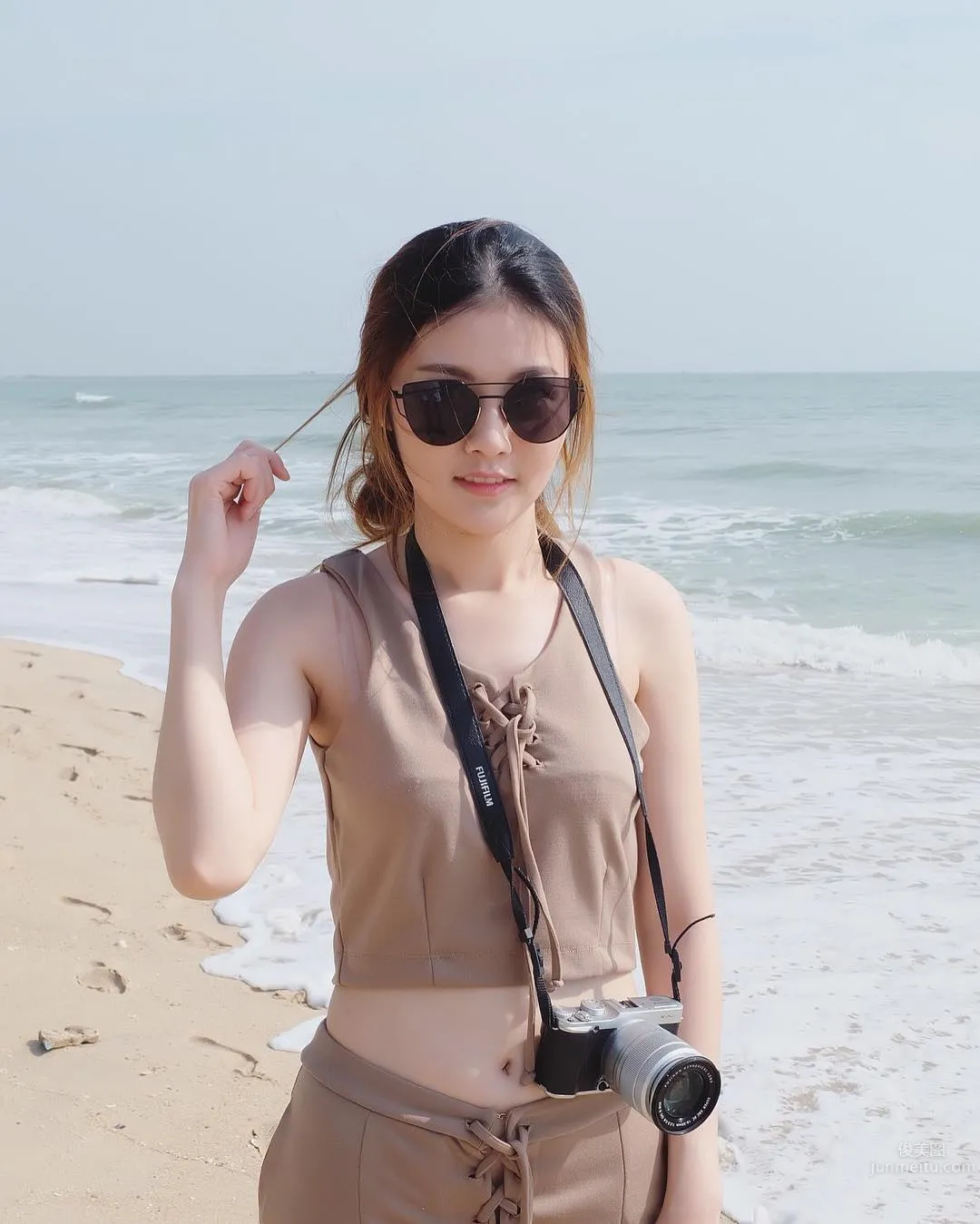 Pimchanok Chumpuchai- 紅到日本的泰國美女護理師 15