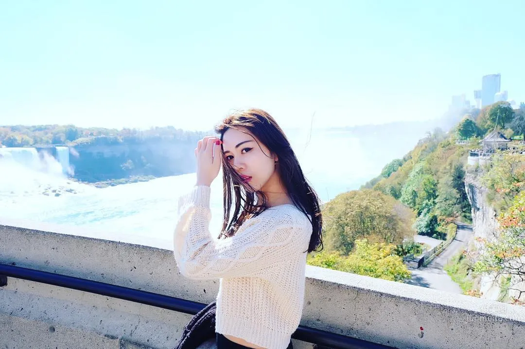 心心ELLY- 長榮美腿極品空姐 1