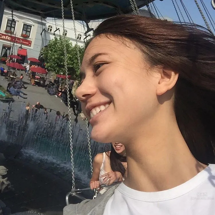 中德混血美女鄭伊庭 甜美臉龐激似女神Angelababy 8