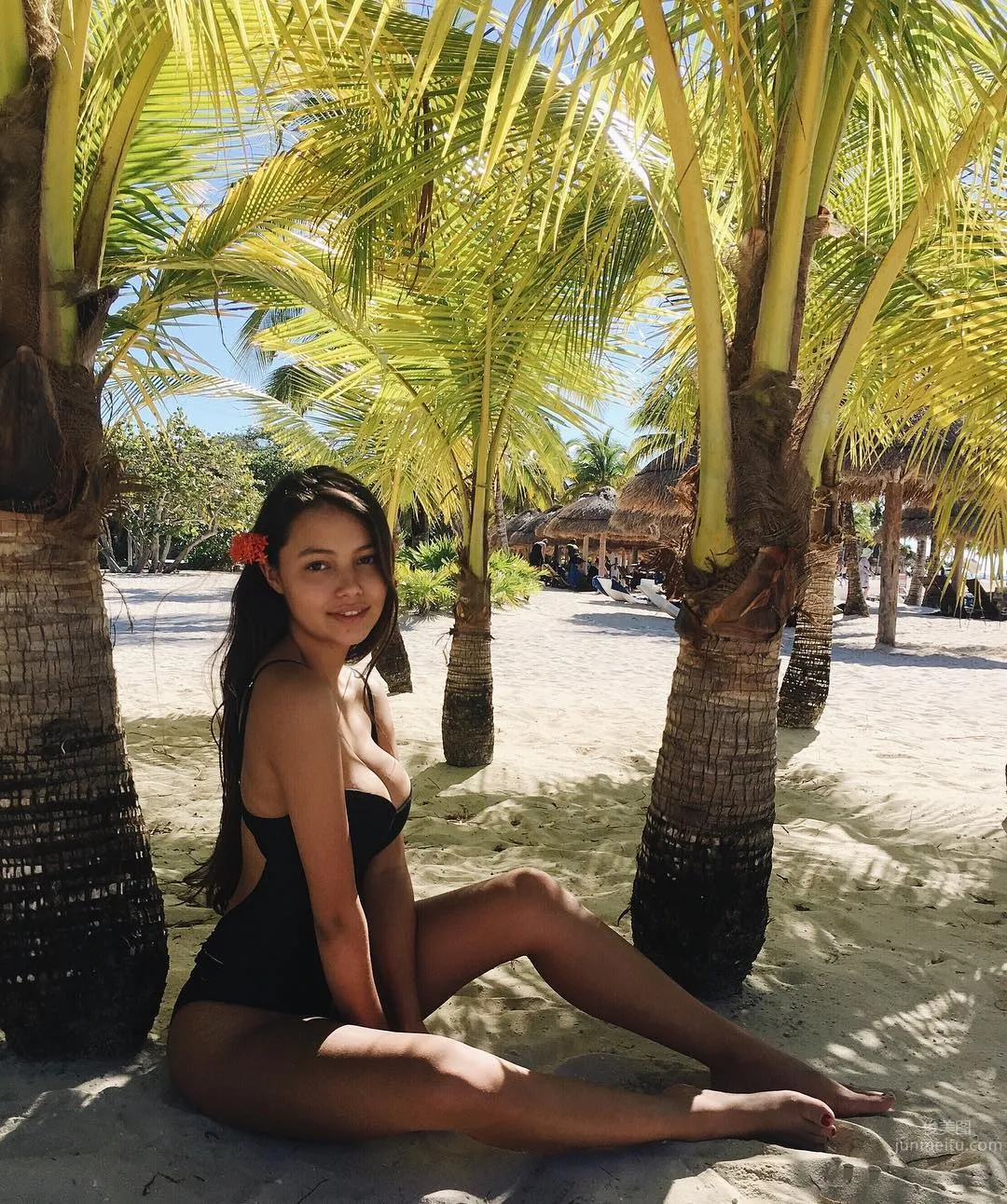 Fiona Barron- 墨西哥甜美妹子私房照 46