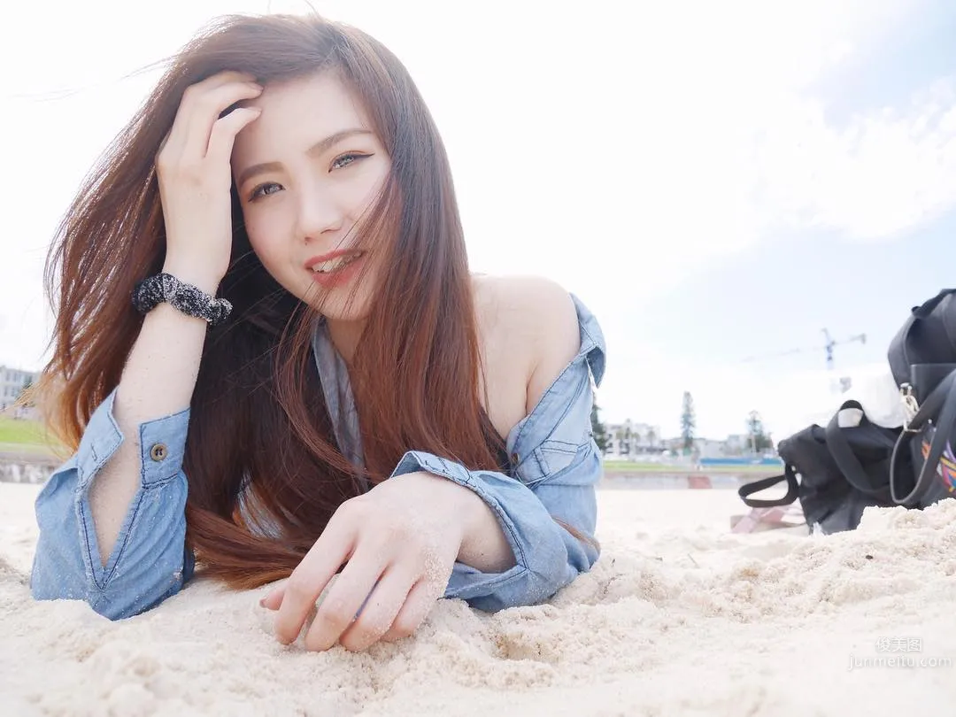 Chia Ying- 長發飄逸空姐私房照 27