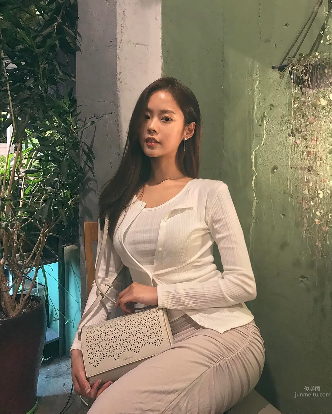 Jace Kim- 南韓豐腴感線條正妹 31