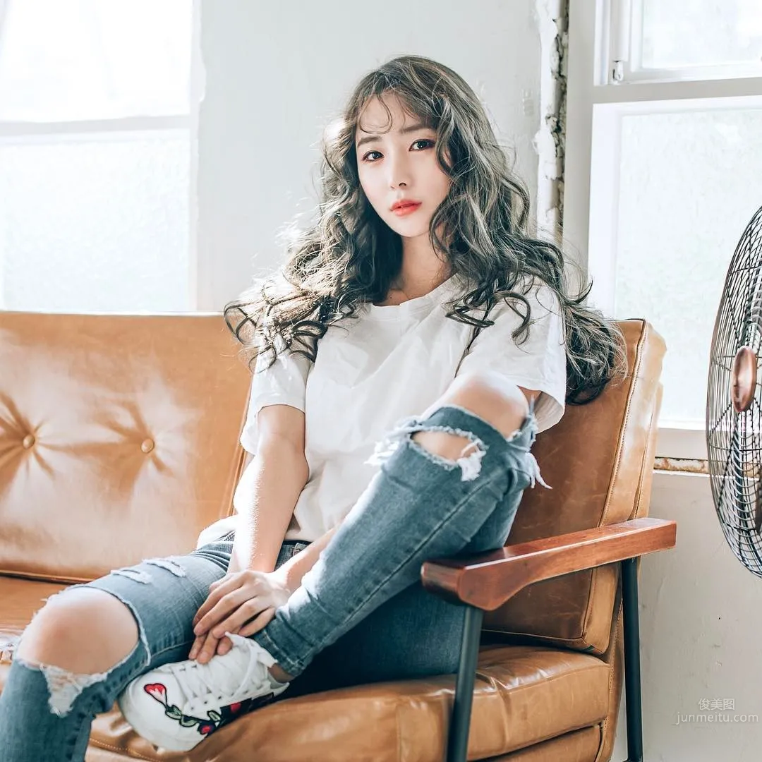 임지우- 韩国人气举牌女郎美图_39