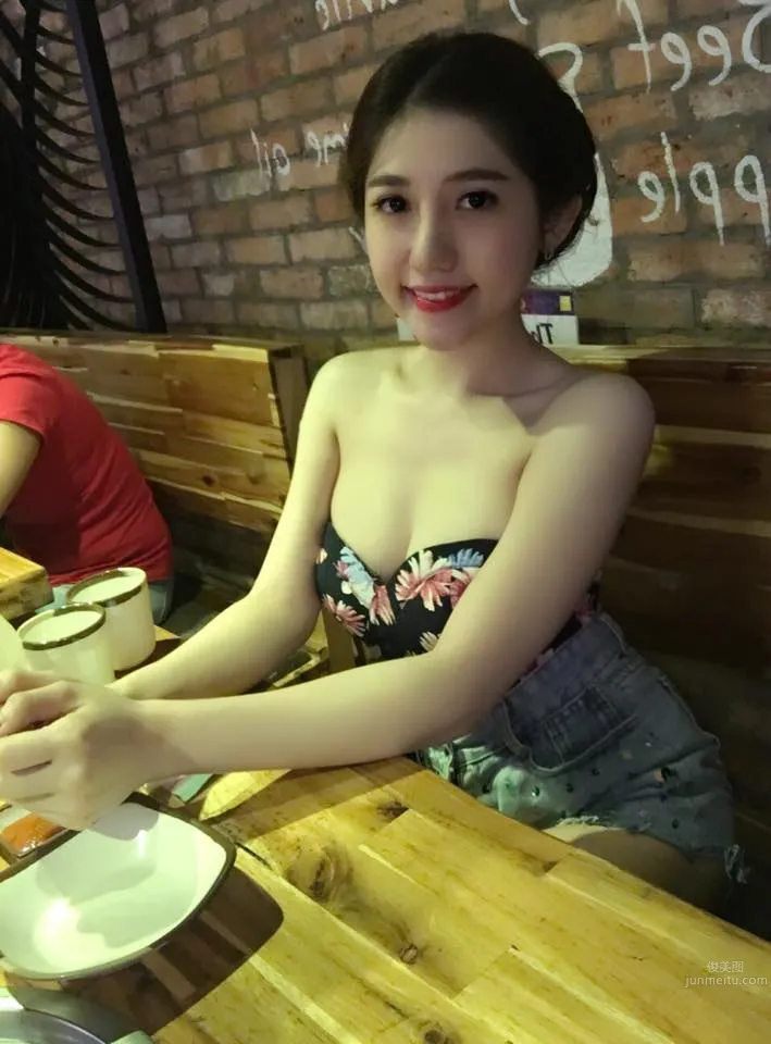 越南妹Ngọc Mia 天菜級顔值 15