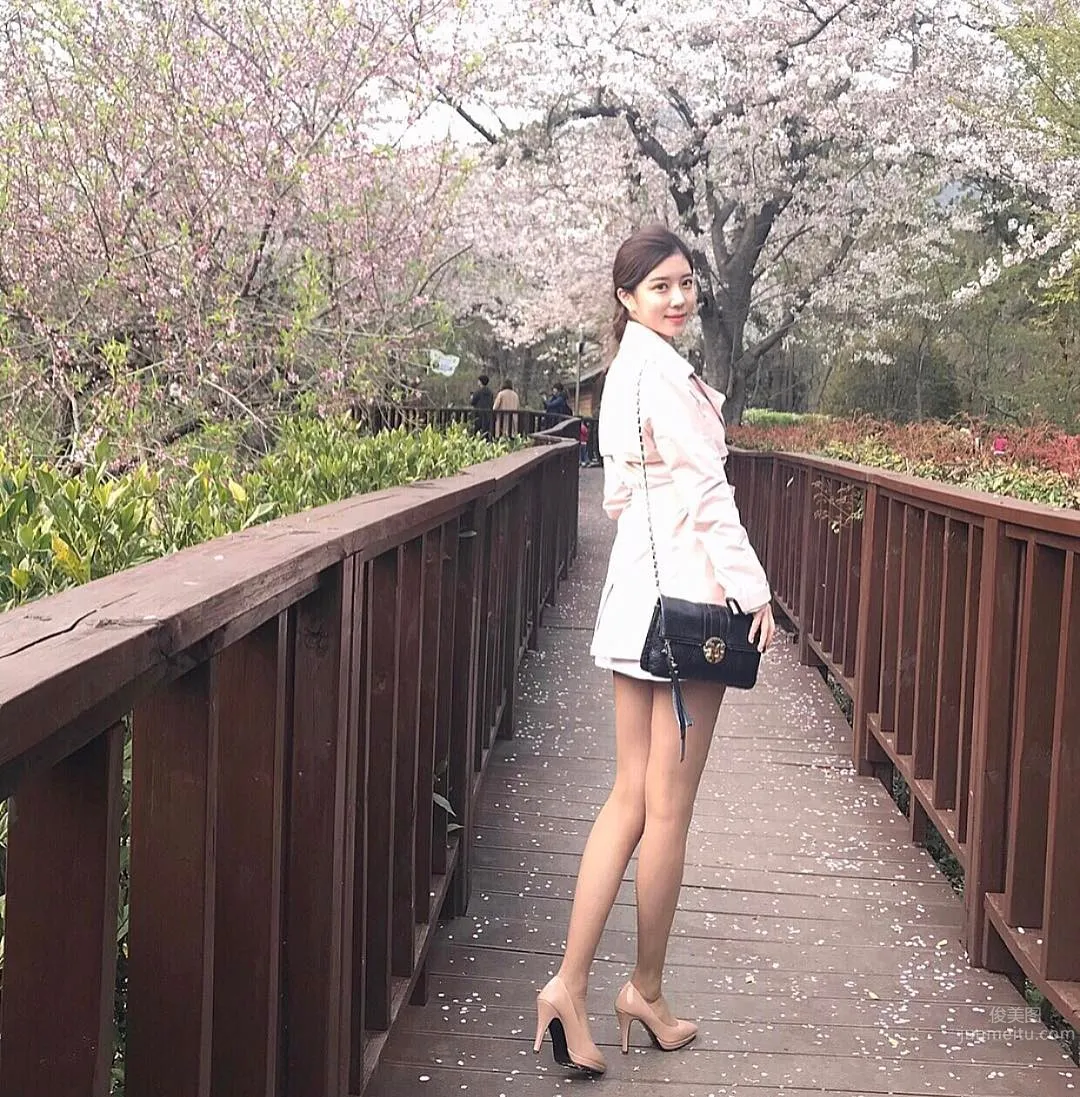 韓國九頭身美女Jin Yeyoung 黃金比例的大長腿 27
