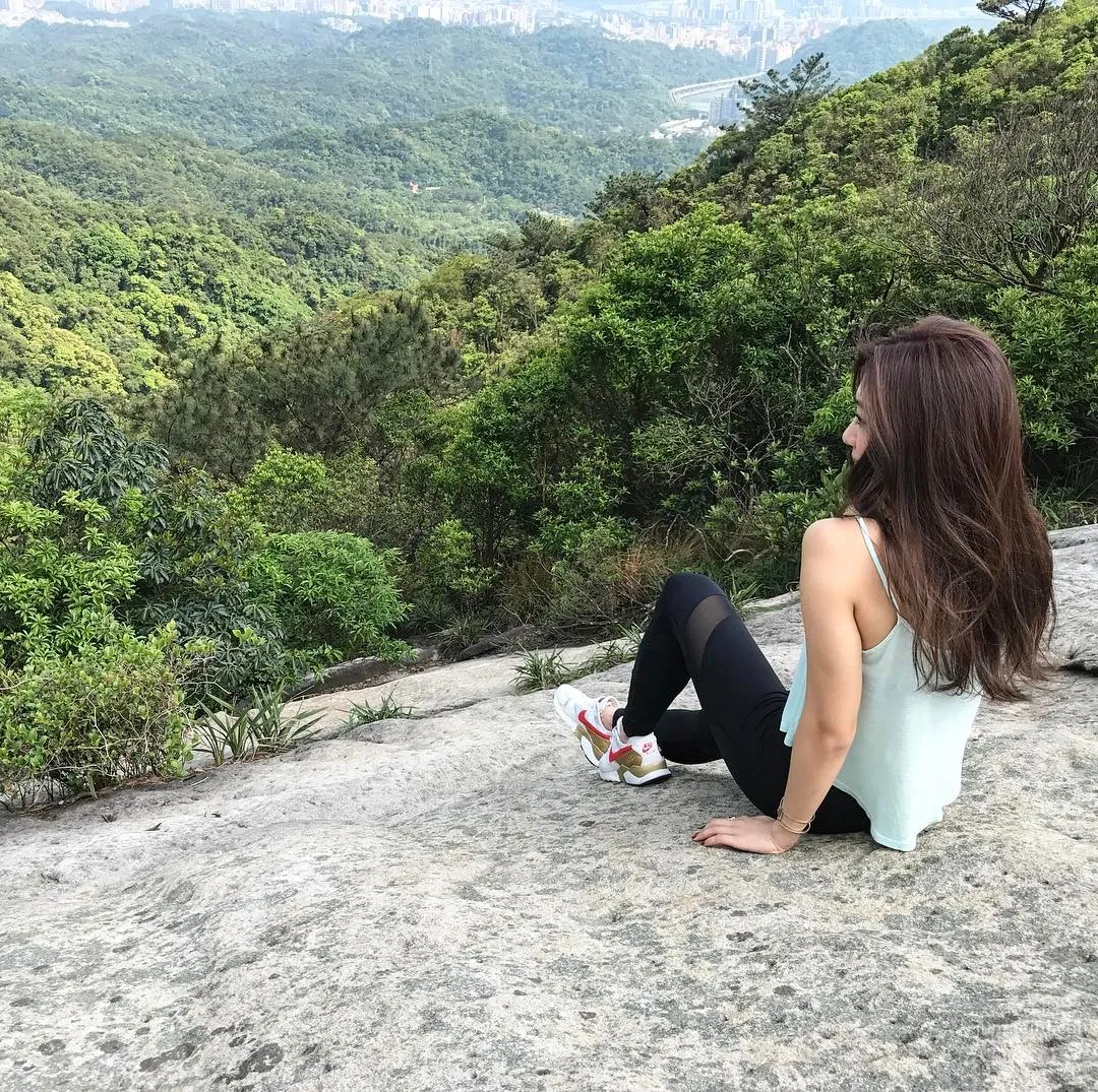 台大校花吳怡德氣質私房照 23