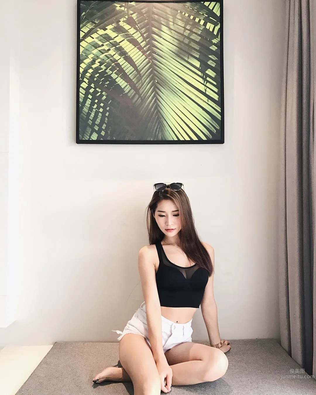 馬國RQ女神謝麗霜 狂曬胸狠馬甲線 41
