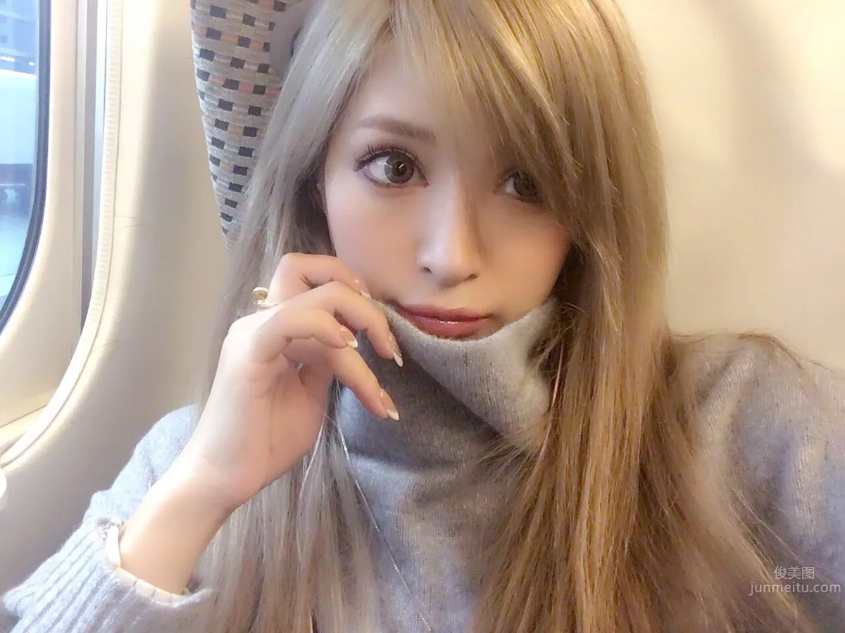 健美女神小原優花 迷人馬甲線好性感 12
