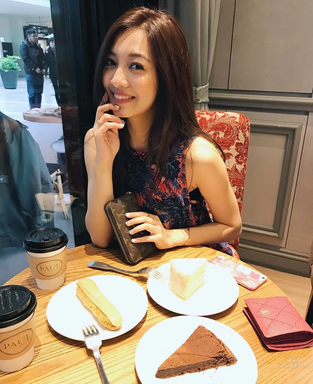 台大校花吳怡德氣質私房照 21