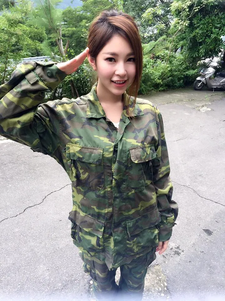 長腿睡美人蔡雨雨 102公分的美腿私房照 19