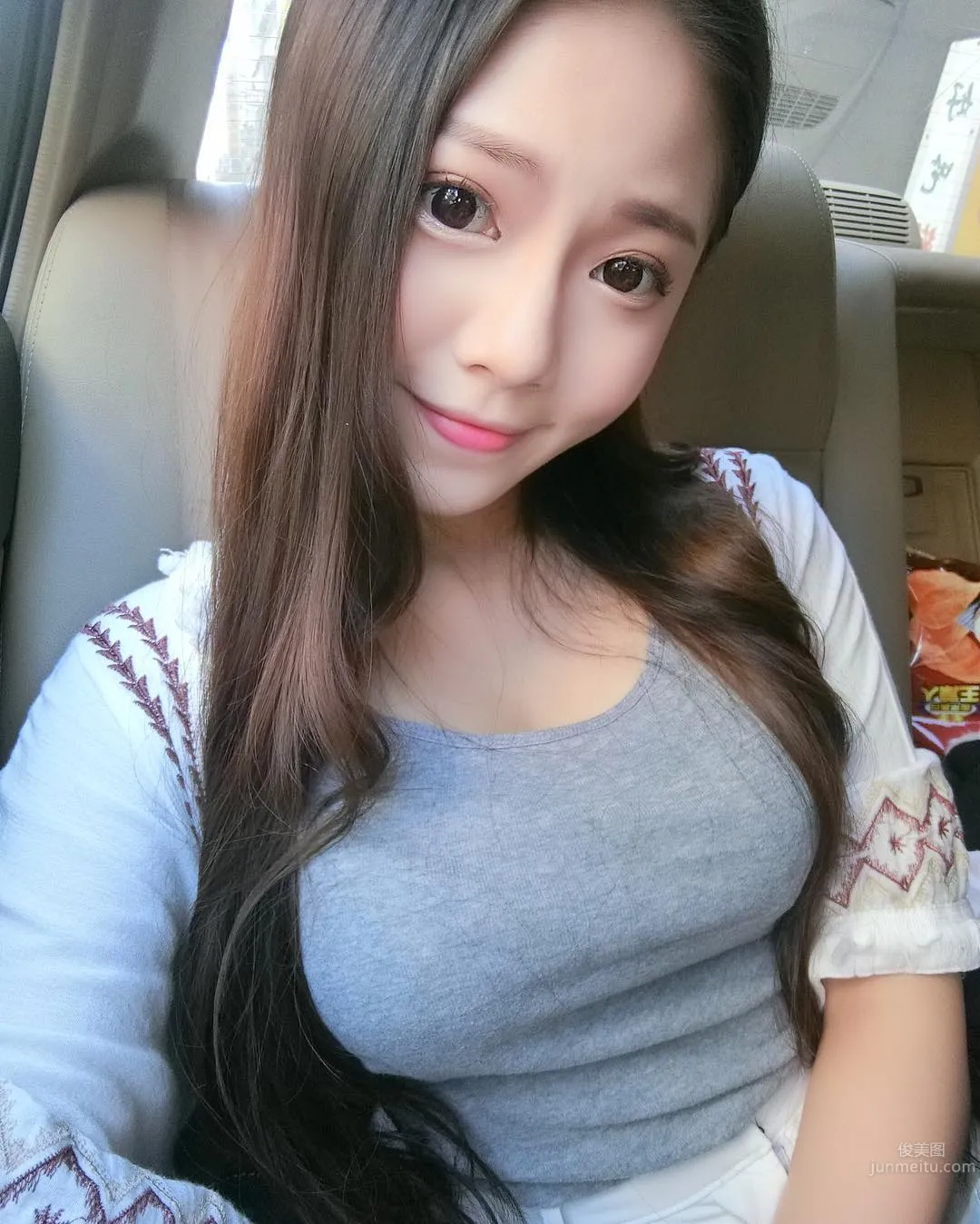 鄰家妹妹曾喆 清新可人的小隻馬 9